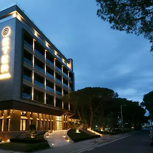Eter 4*, Golem (Tirana) Albánie
